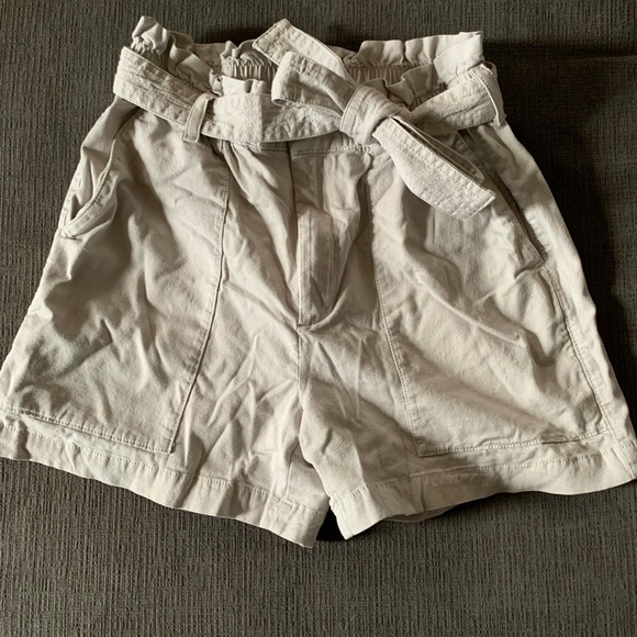 High Rise 4 Inch Short - Picture 2 of 6